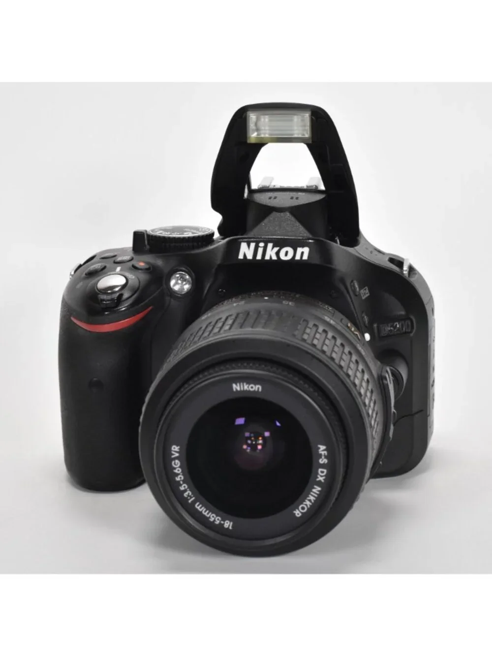 Nikon D5200 DSLR Camera 24.1MP 18-55mm Lens HD Video 7,822 Clicks 128GB SD Card